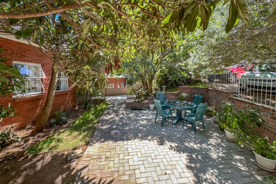 6 Bedroom Property for Sale in Linkside Eastern Cape